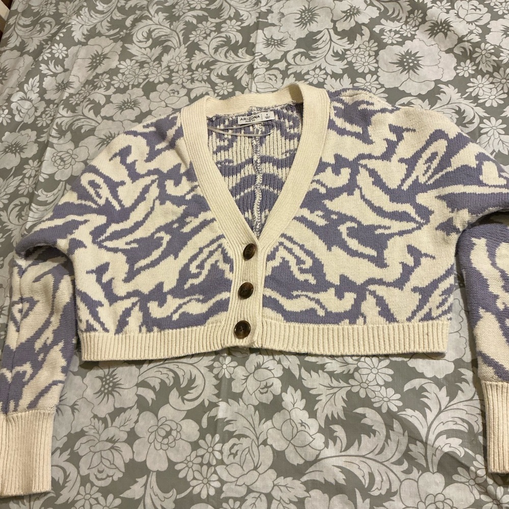 Arizona Jean Company Cream and Purple Knit Cardigan